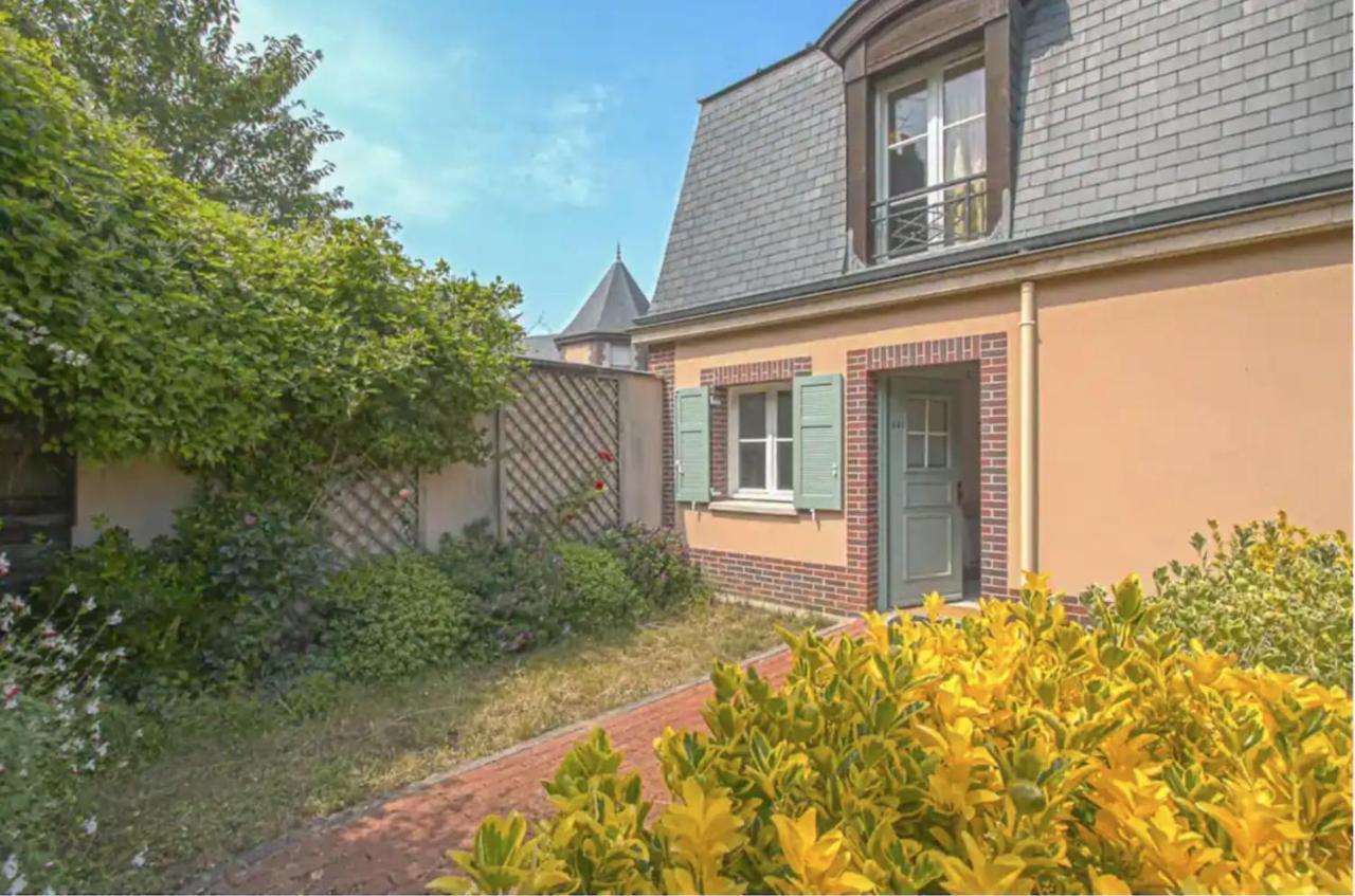 Maison Cosy Proche De La Plage De Honfleur Exterior photo